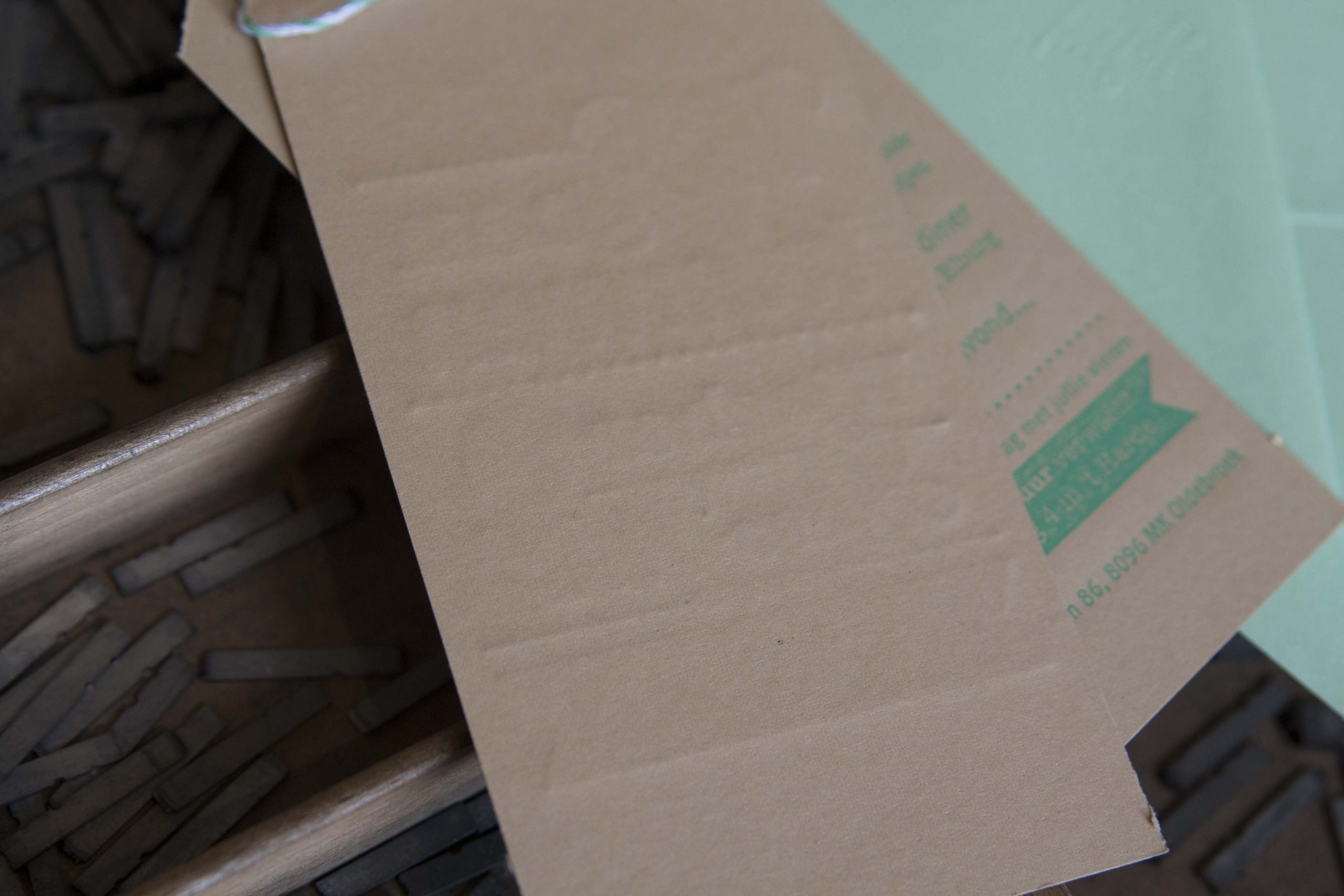 Letterpress trouwlabels kraft